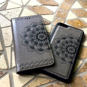 - iPhone 6 Plus wallet detachable magnetic case by